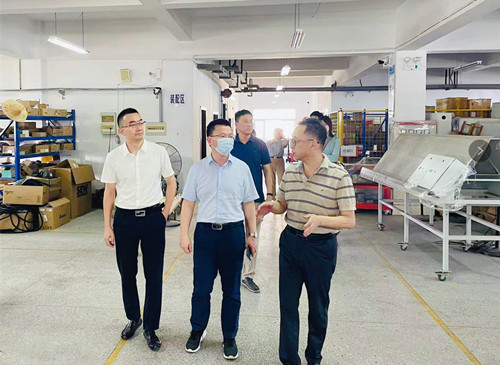 馮俊到公司調研指導